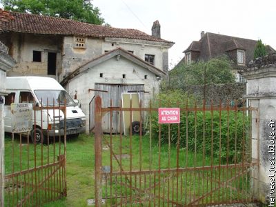 Le stockage des noix et 3 eme maison